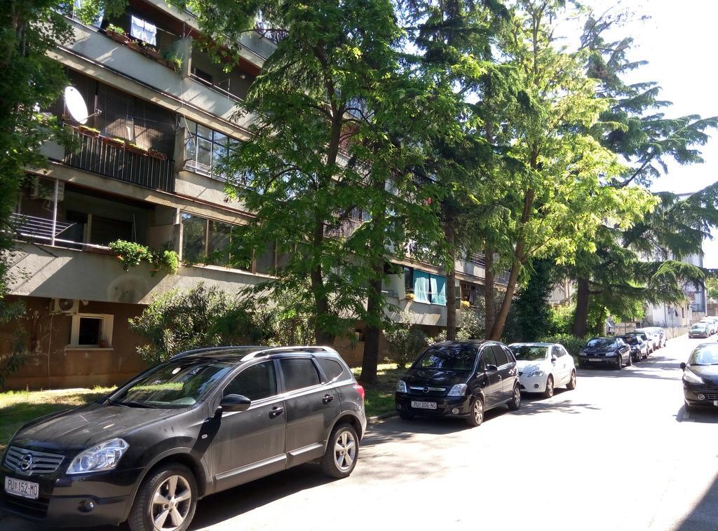 M & M Apartment Pula Exterior photo